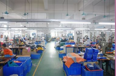 چین Dongguan Yuanfeng Plastic Jewelry Co., Ltd.